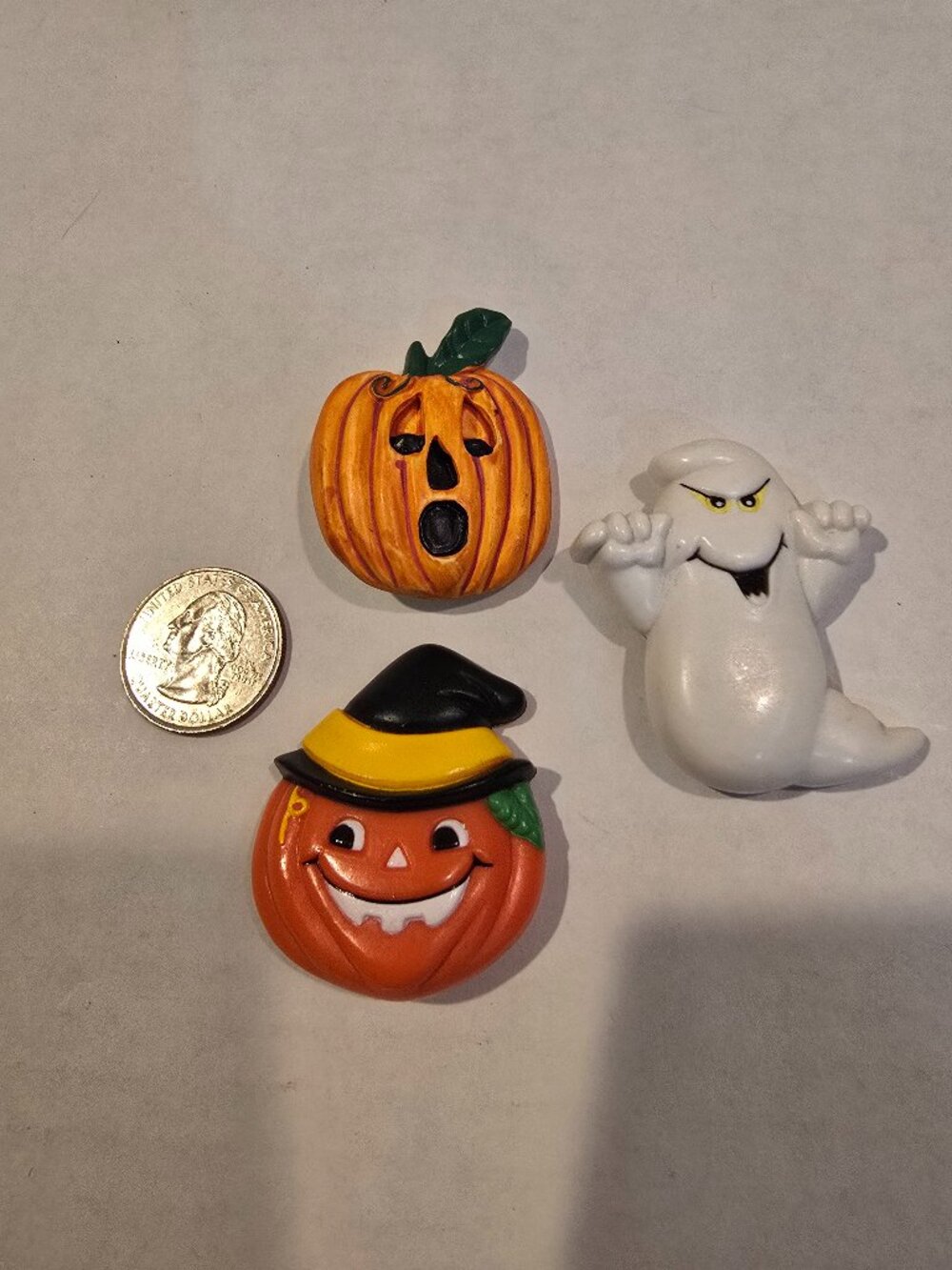 Pins Lot of 3 Halloween Jack-O-Lanterns Ghost Plastic Small 1980s Vintage